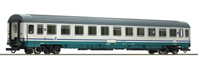 Passenger car 2nd class in XMPR livery<br /><a href='images/pictures/Roco/Roco-74332.jpg' target='_blank'>Full size image</a>